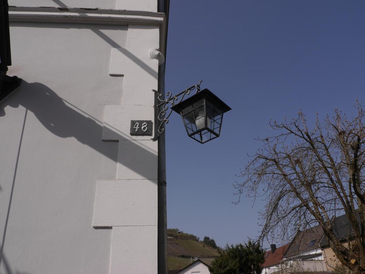 Appartamento Altes Weingut Weinhaus Rebstock Winningen Esterno foto